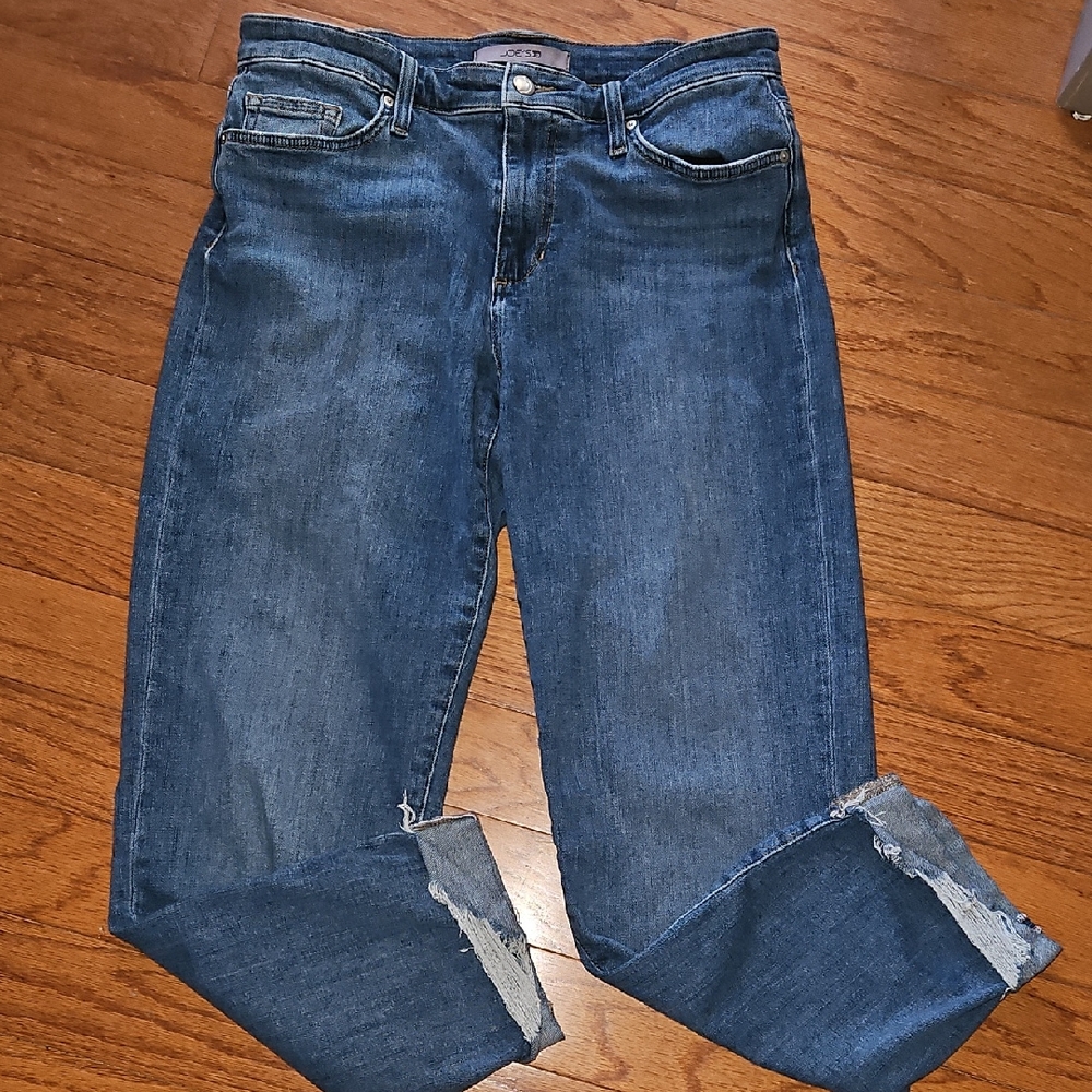JOE'S JEANS BOYFRIEND LEG WITH DISTRESSED CUFFS sz 29